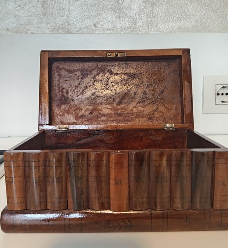 Portagioie libro legno di - a,